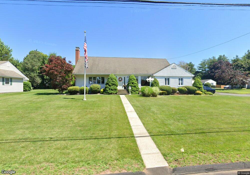 7 Ox Yoke Dr, Wethersfield, CT 06109 - photo 1