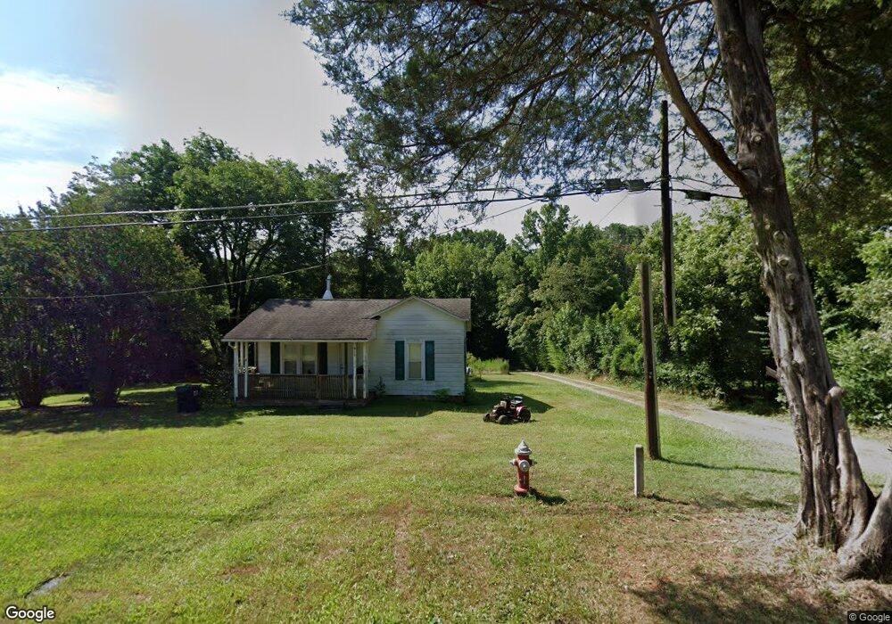 907 Brooklyn Avenue Extension, Ramseur, NC 27316 - photo 1