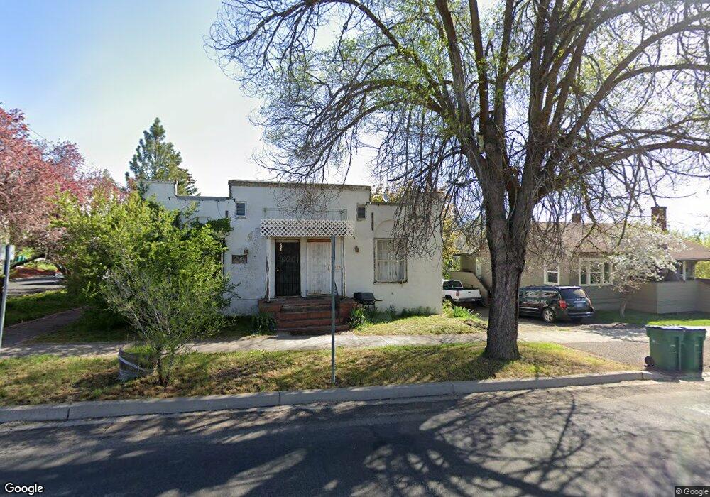 329 N 3rd St, Klamath Falls, OR 97601 - photo 1