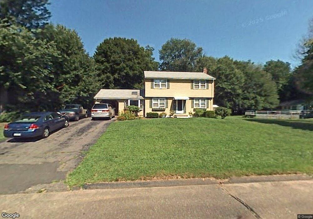 10 Timber Ln, Windsor, CT 06095 - photo 1