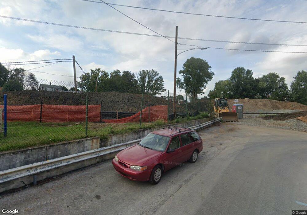 231 Hamilton Ave, Darby, PA 19023 - photo 1