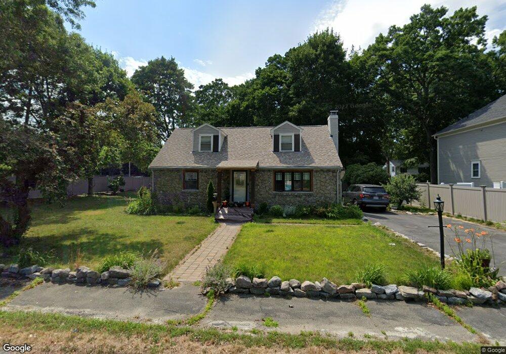 4 Mansfield Rd, Wellesley Hills, MA 02481 - photo 1