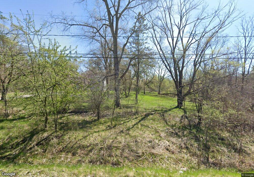 1902 E Chippewa River Rd, Midland, MI 48640 - photo 1