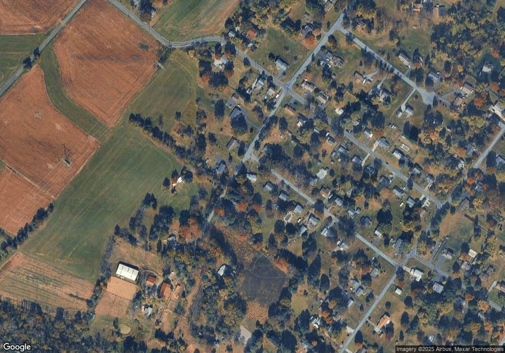 12 Earl Dr, Pottstown, PA 19465 - photo 1