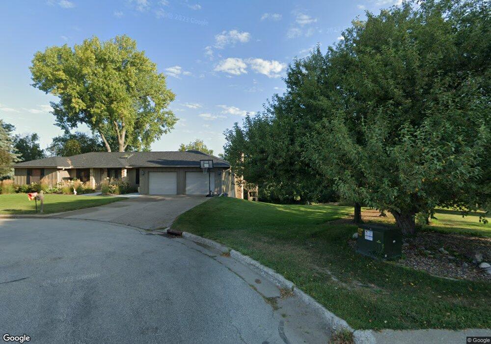 1305 Skyline Dr, Winona, MN 55987 - photo 1