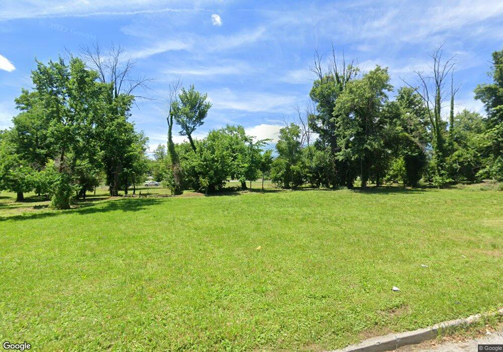 3310 Dupont Ave, Baltimore, MD 21215 - photo 1