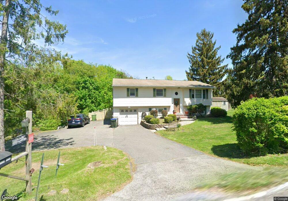 19 Strawberry Ln, Monroe, NY 10950 - photo 1