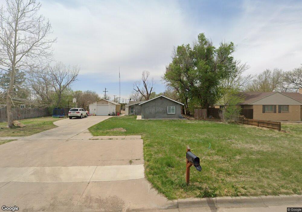 809 S Polk St, Hugoton, KS 67951 - photo 1