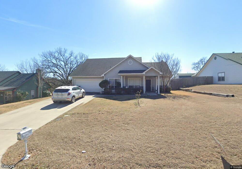 305 W Collom St, Decatur, TX 76234 - photo 1