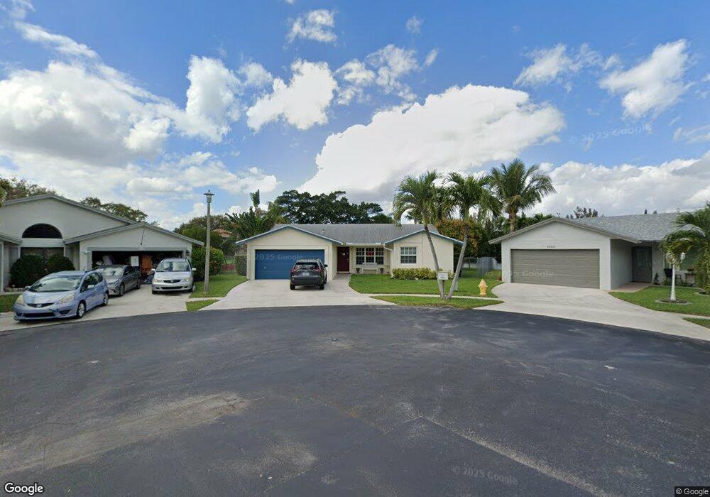 10221 SW 15th Place, Davie, FL 33324 - photo 1
