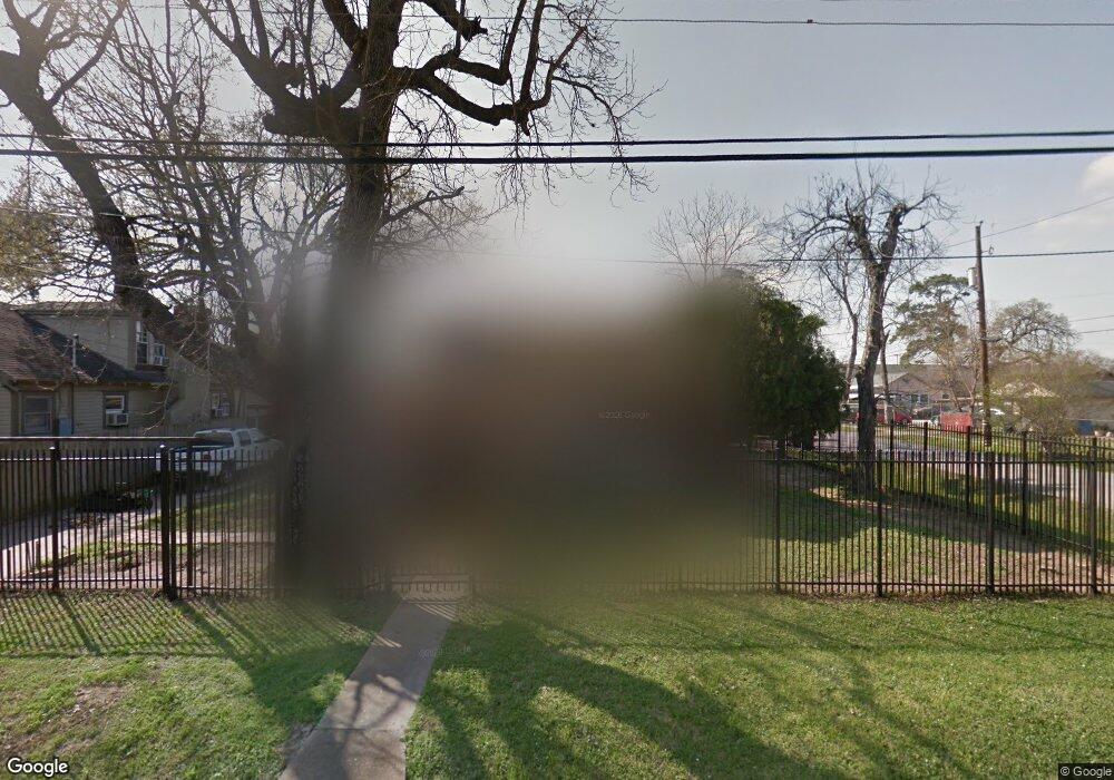 4005 Beggs St, Houston, TX 77009 - photo 1