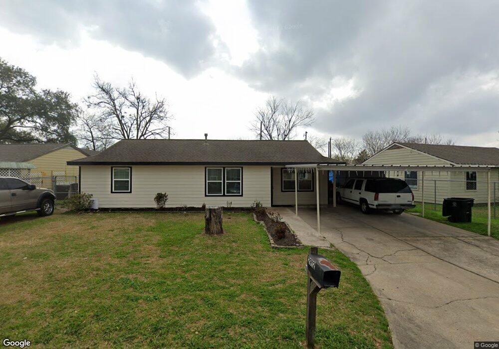 2912 Sagebrush Dr, Houston, TX 77093 - photo 1