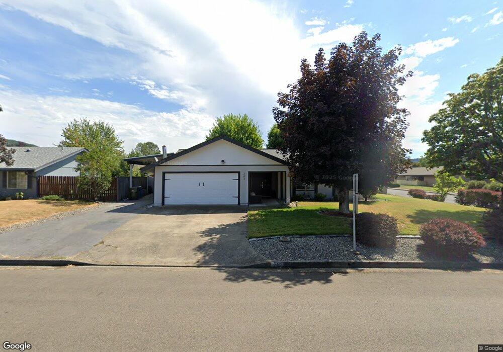 202 Casa Deloma St, Sutherlin, OR 97479 - photo 1