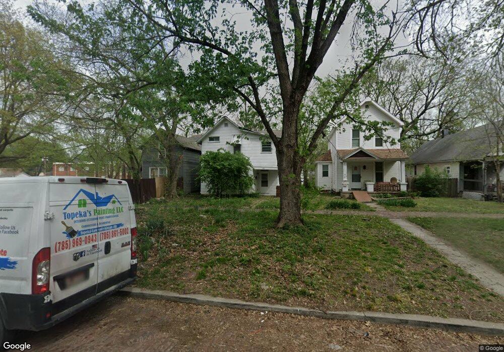 406 SW Clay St, Topeka, KS 66606 - photo 1