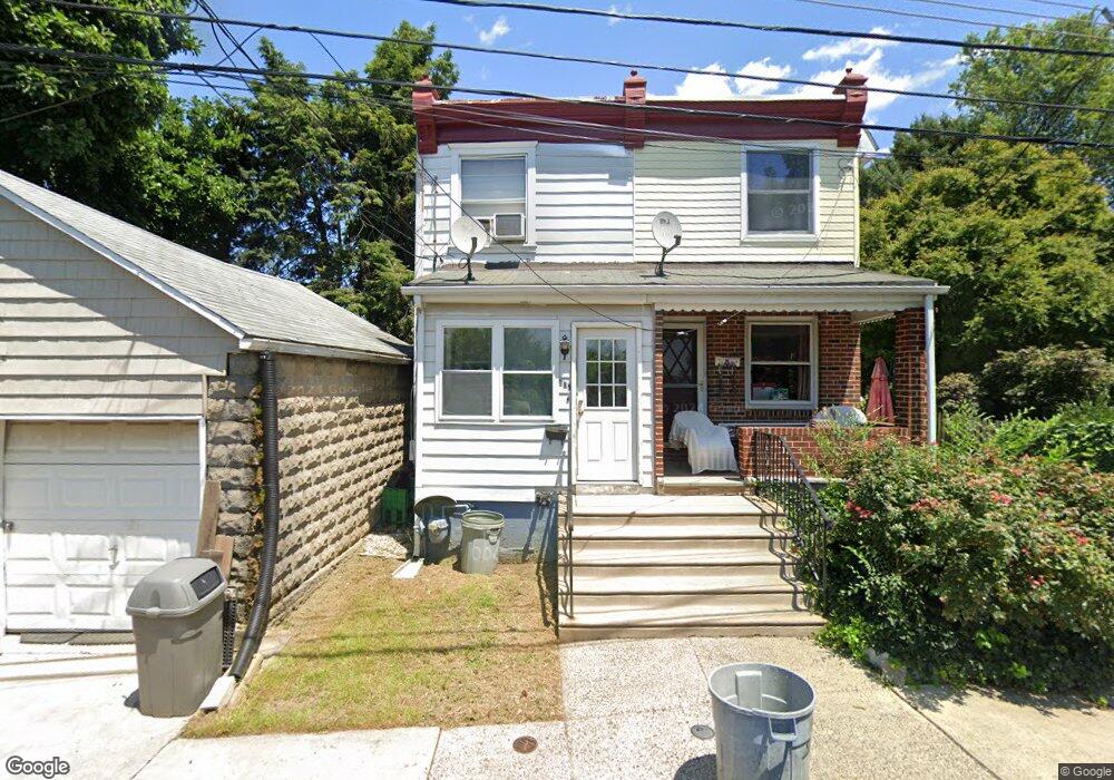 602 Smiley St, Crum Lynne, PA 19022 - photo 1