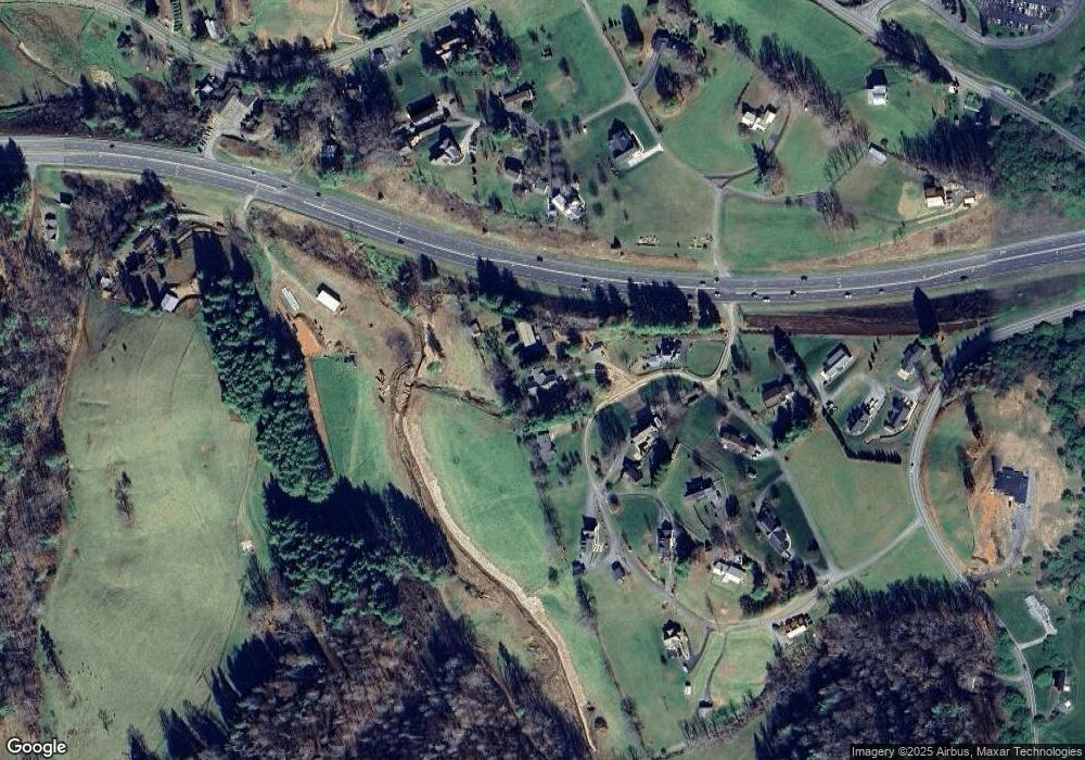 96 Dogwood Cir, Burnsville, NC 28714 - photo 1