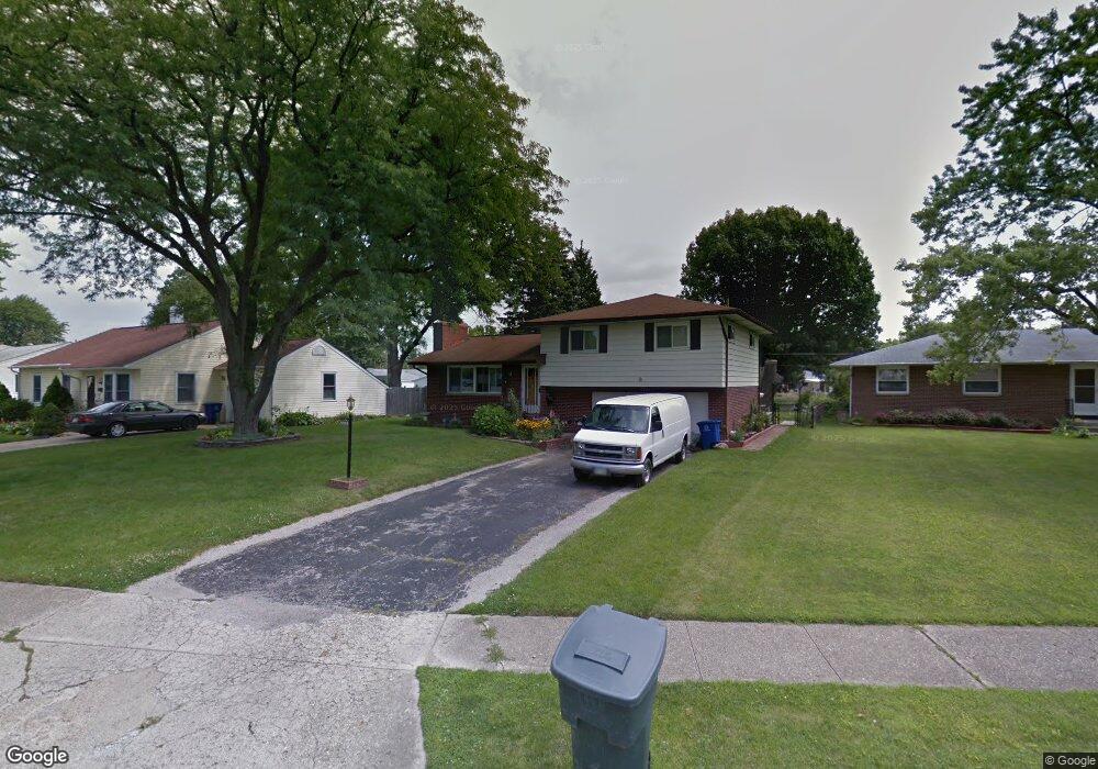 4448 Blythe Rd, Columbus, OH 43224 - photo 1