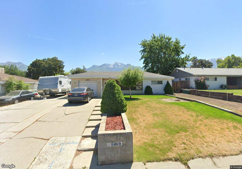 8469 S 1380 E, Sandy, UT 84093 - photo 1