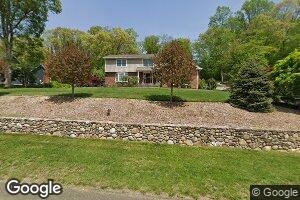 51 Hills Point Rd, Trumbull, CT 06611