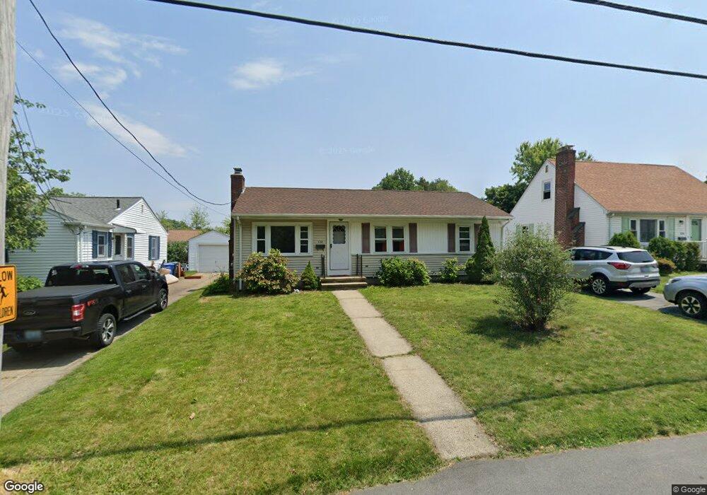 332 Magnolia St, Cranston, RI 02910 - photo 1