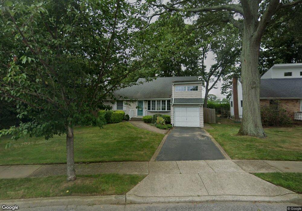 3855 Beechwood Place, Seaford, NY 11783 - photo 1