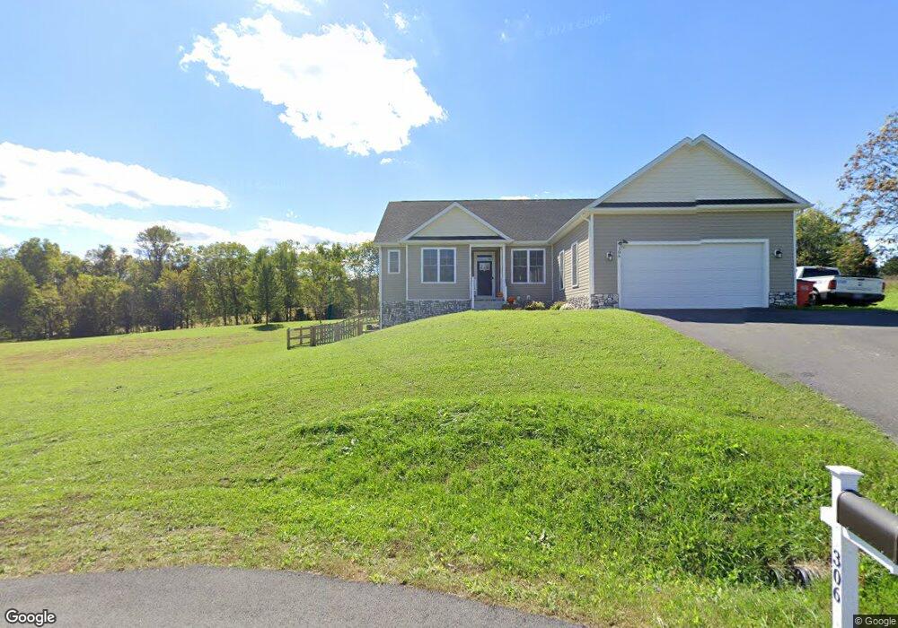 306 Chalcedony Dr, Martinsburg, WV 25404 - photo 1