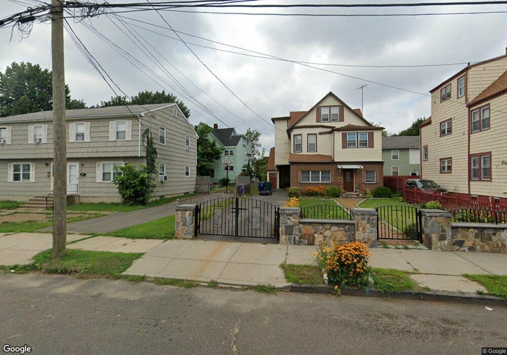 265 Wilmot Ave, Bridgeport, CT 06607 - photo 1