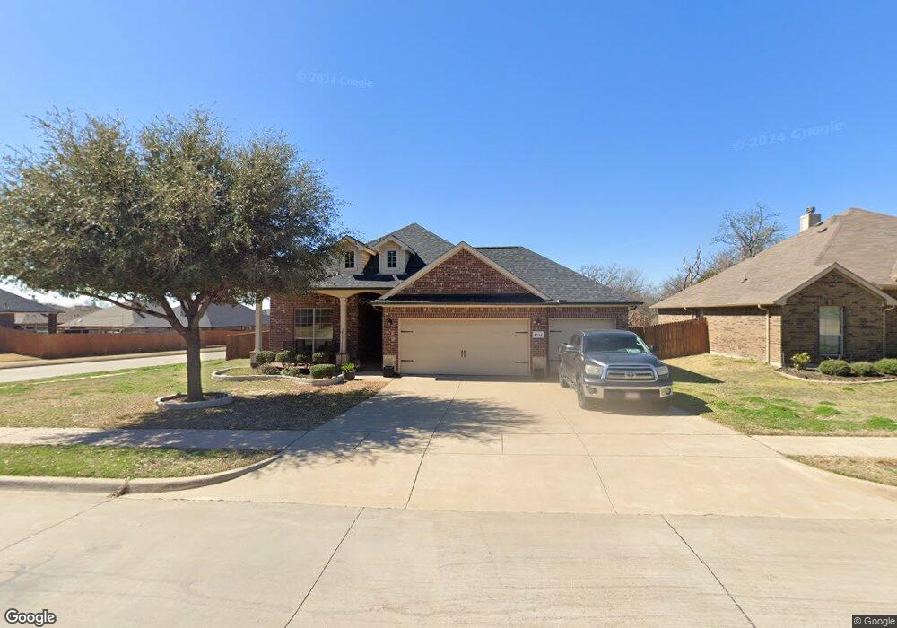 2112 Caroline Dr, Weatherford, TX 76087 - photo 1