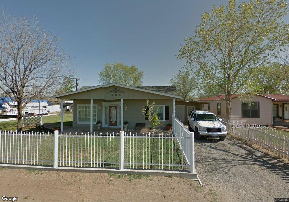 608 W 26th St, Plainview, TX 79072 - photo 1