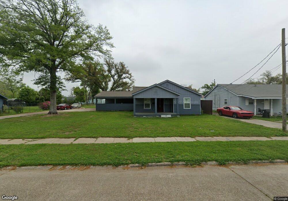 4017 Center St, Lake Charles, LA 70607 - photo 1