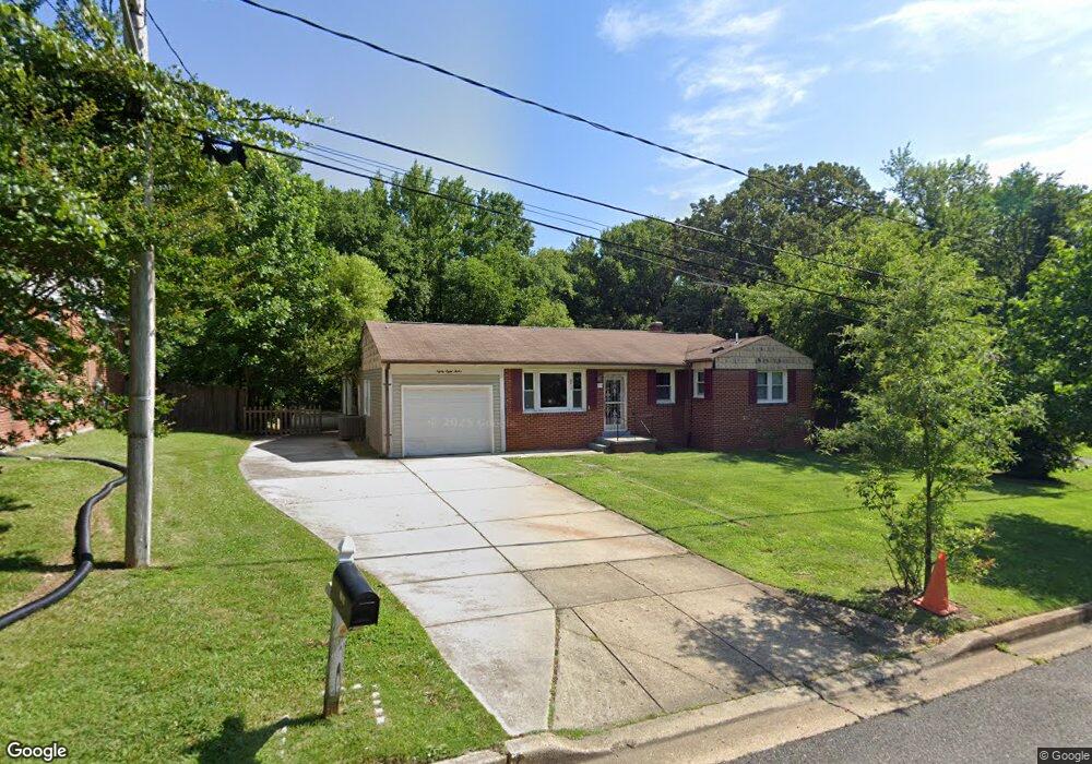 8812 Orbit Ln, Lanham, MD 20706 - photo 1