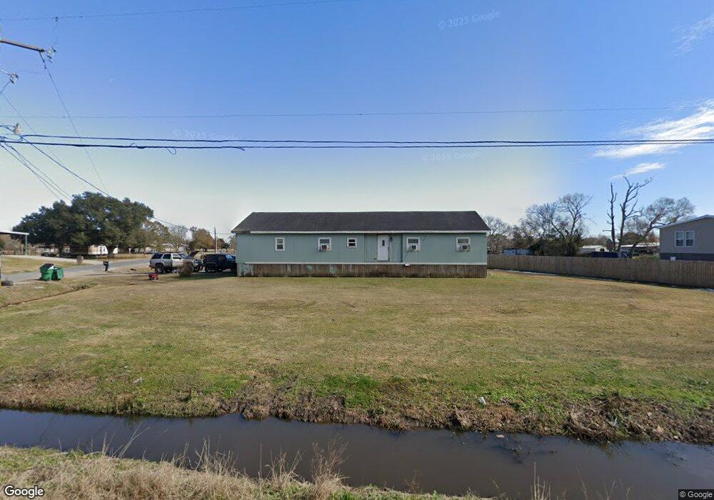1719 Frenchie Rd, New Iberia, LA 70560 - photo 1