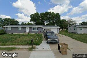 507 Pine St, Gibbon, NE 68840
