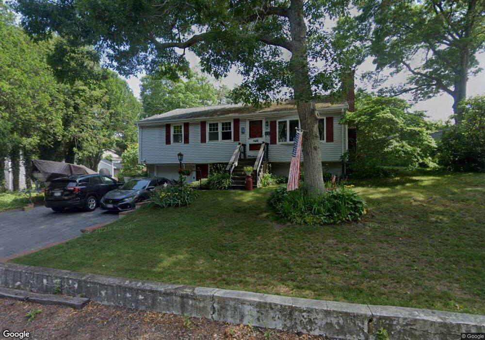 47 Cypress St, Bourne, MA 2532 - photo 1