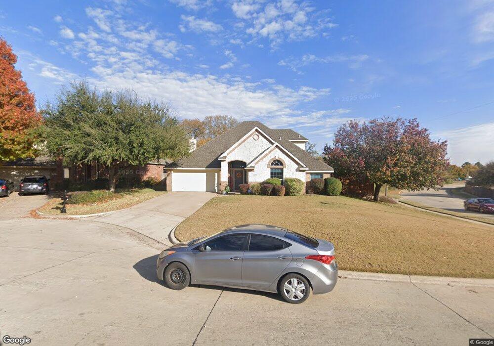 400 Ridgeview Ct, Hurst, TX 76053 - photo 1