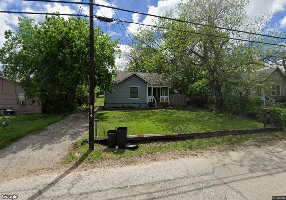 909 W Oak St, Weatherford, TX 76086 - photo 1