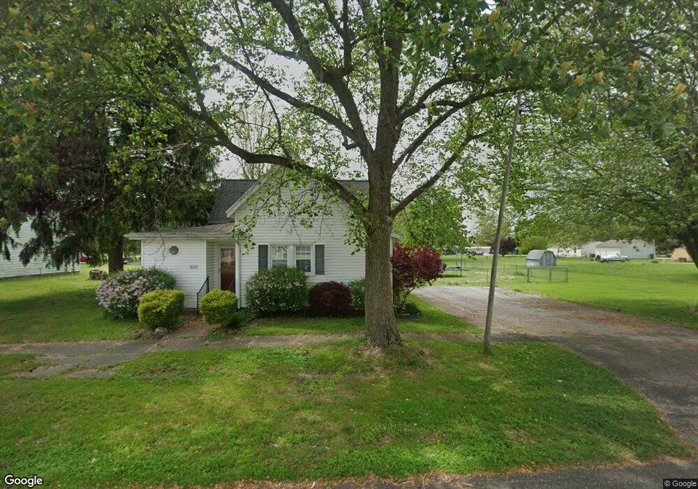 801 N Maple St, Converse, IN 46919 - photo 1