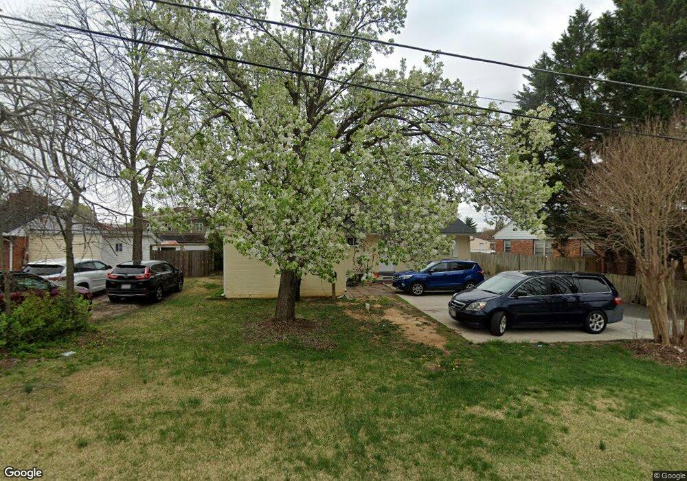 3509 Washington Dr, Falls Church, VA 22041 - photo 1