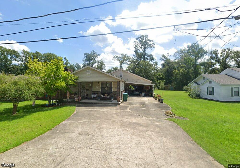 210 S Kemp St, Ponchatoula, LA 70454 - photo 1