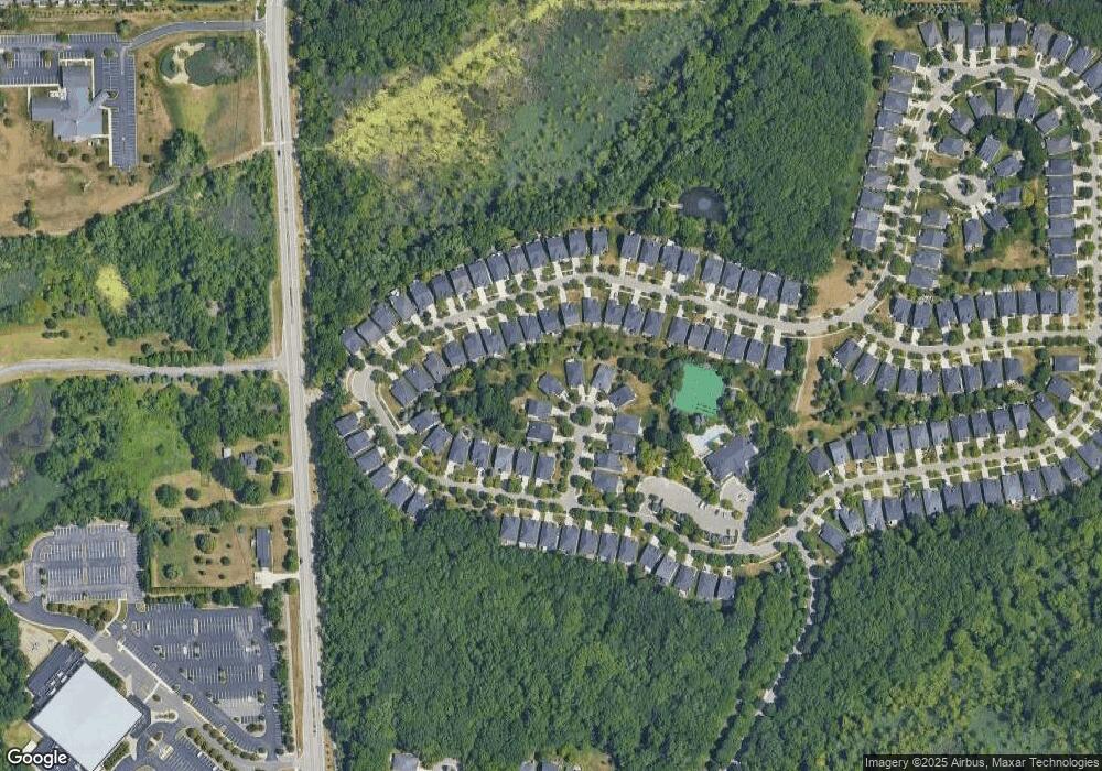 3825 Springwood Ct, Auburn Hills, MI 48326 - photo 1