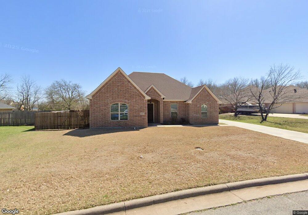 1107 Lynnwood Dr, Cleburne, TX 76033 - photo 1
