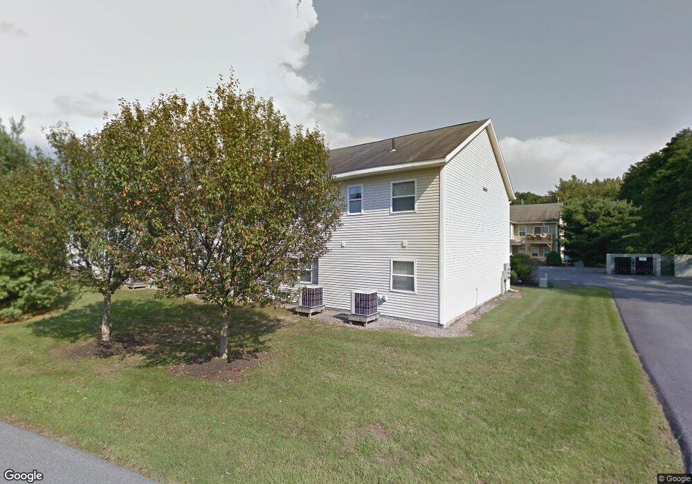 1605 Cambridge Manor Dr, Schenectady, NY 12302 - photo 1