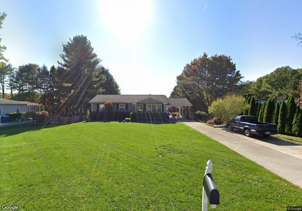 605 Fern Way, Sykesville, MD 21784 - photo 1