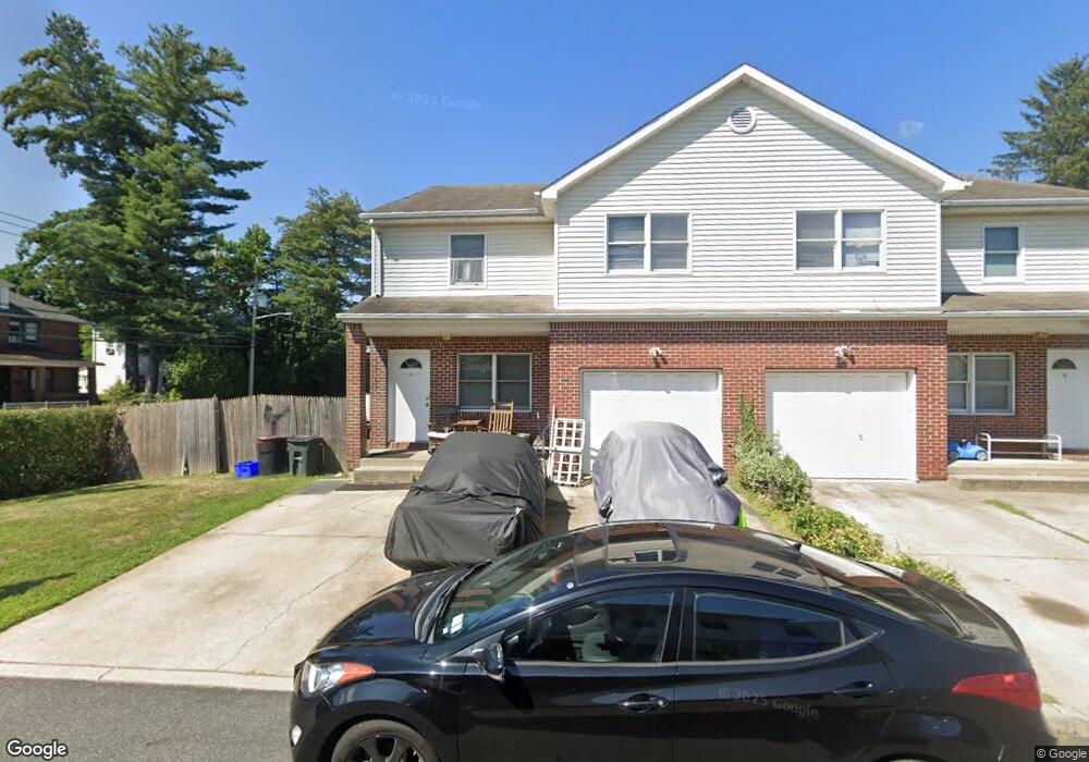 2 Caruso Ct unit 4, Glen Cove, NY 11542 - photo 1