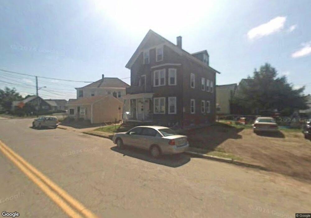 673 Cottage St, Pawtucket, RI 02861 - photo 1