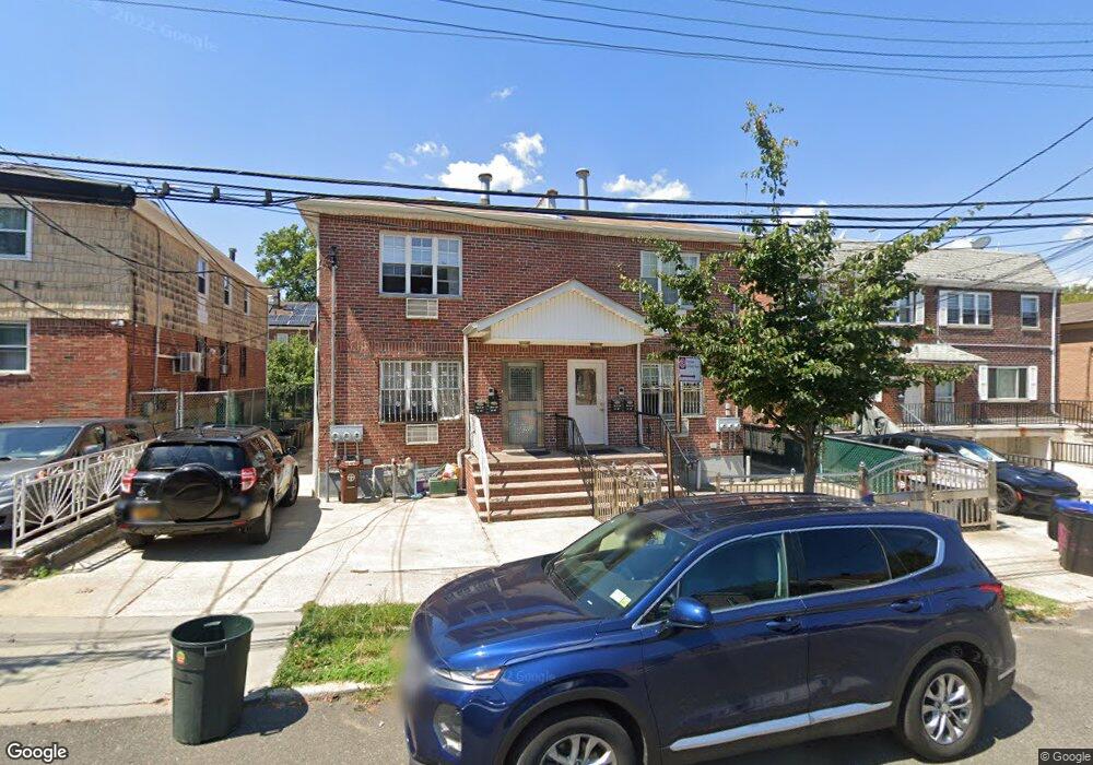 6132 162nd St, Fresh Meadows, NY 11365 - photo 1