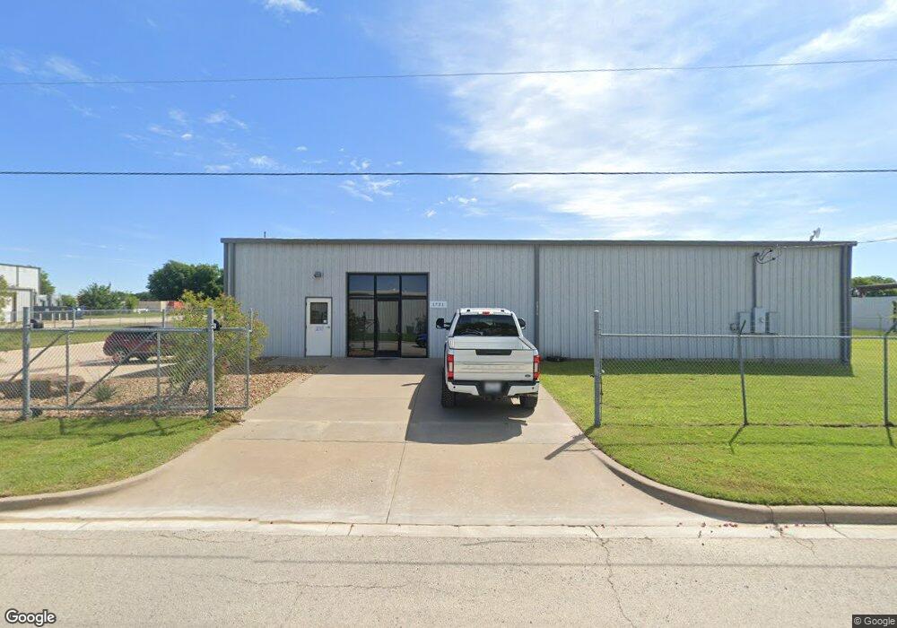 1721 Hal Ave, Cleburne, TX 76031 - photo 1