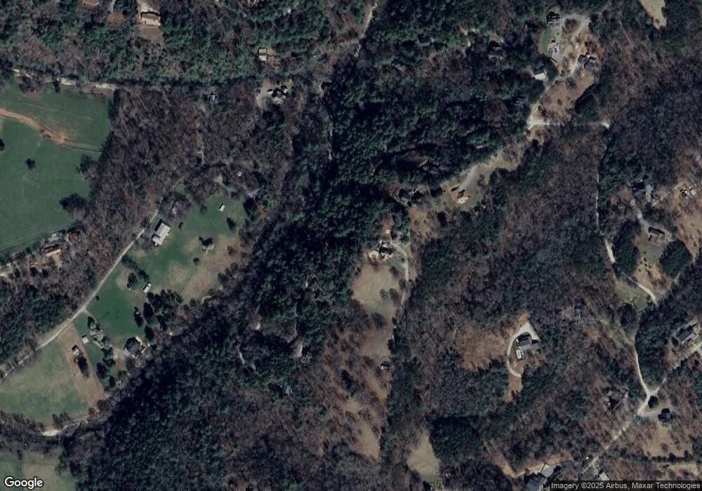 1018 Walkabout Creek Rd, Mineral Bluff, GA 30559 - photo 1