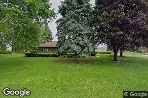 825 Ohio Ave, Elmore, OH 43416