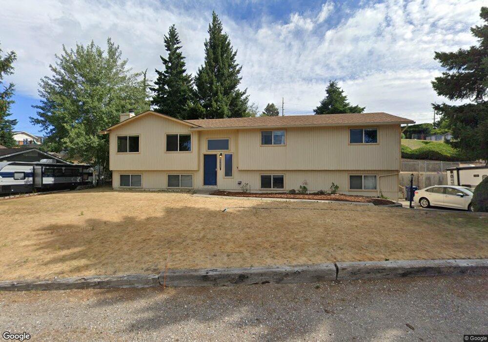 1801 10th Place NE, East Wenatchee, WA 98802 - photo 1